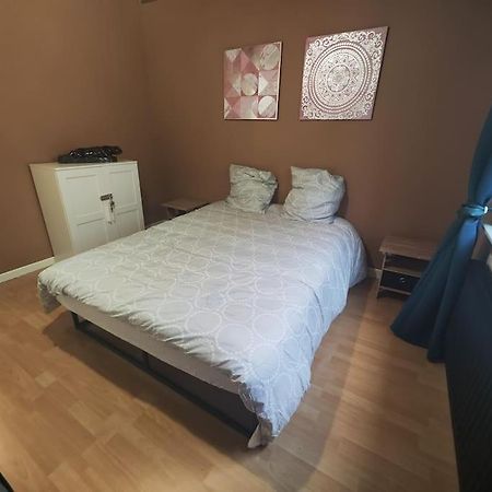 Comfortable T2 Apartment In Neudorf, สตราสบูร์ก ภายนอก รูปภาพ