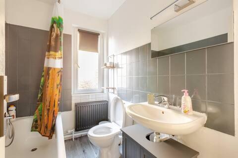 Comfortable T2 Apartment In Neudorf, สตราสบูร์ก ภายนอก รูปภาพ