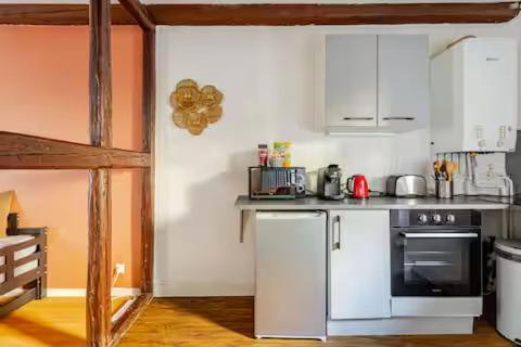 Comfortable T2 Apartment In Neudorf, สตราสบูร์ก ภายนอก รูปภาพ