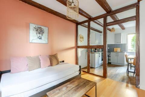 Comfortable T2 Apartment In Neudorf, สตราสบูร์ก ภายนอก รูปภาพ